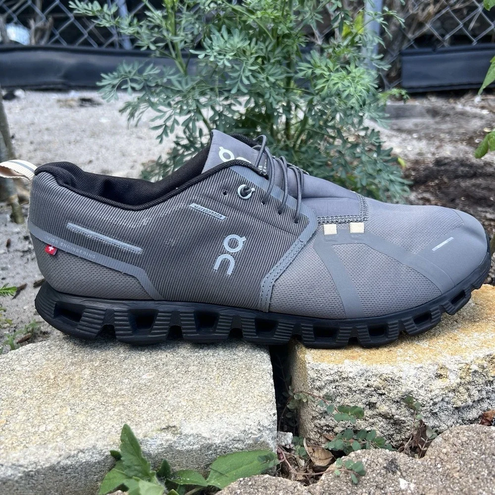 On Cloud 5 Waterproof 'Asphalt Magnet' Men's Size 12 59.97991 Running Shoes